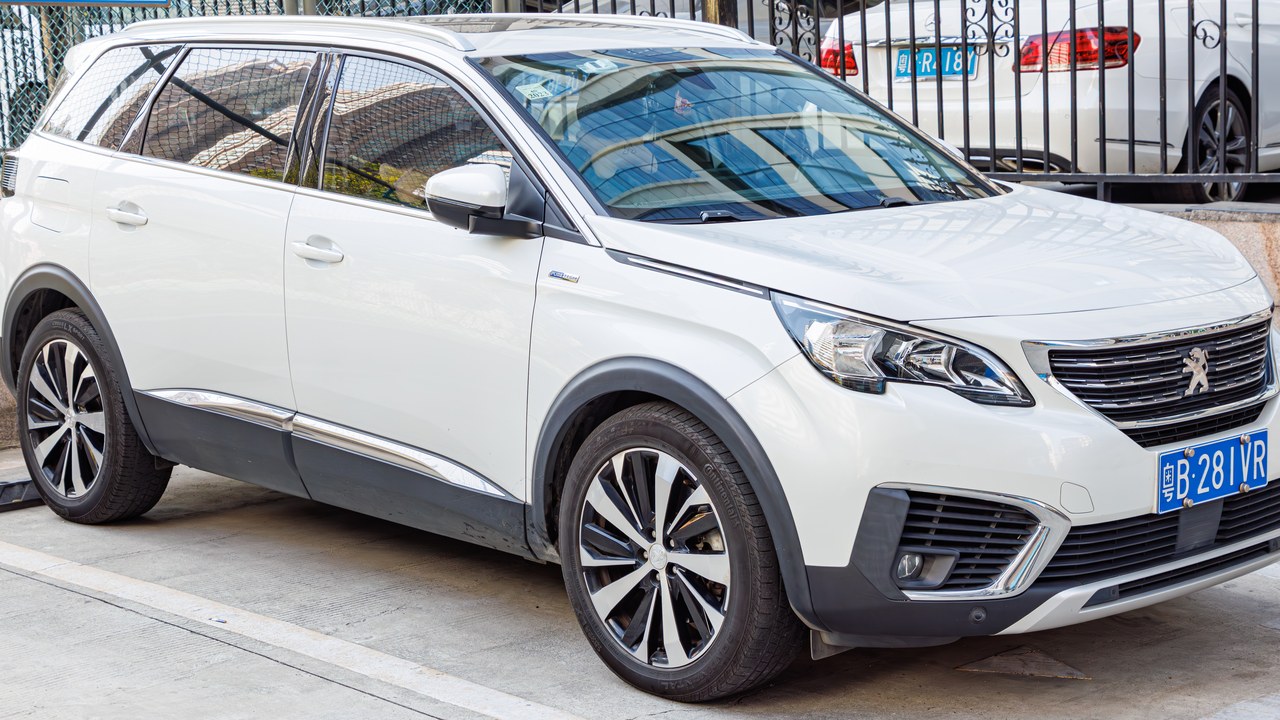 Peugeot E-5008 — Image Credit: Dinkun Chen - CC BY-SA 4.0/Wiki Commons