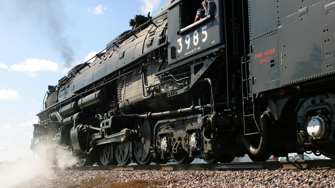 Union Pacific 3985 Challenger — Image Credit: Mark Evans from Alton, USA - CC BY 2.0/Wiki Commons