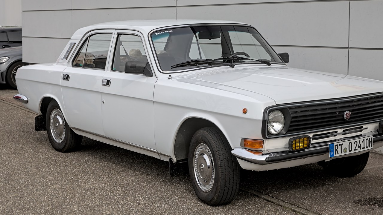 GAZ-24 Volga — Image Credit: Alexander-93 - CC BY-SA 4.0/Wiki Commons