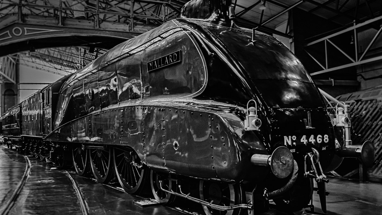 LNER Class A4 4468 Mallard — Image Credit: keith ellwood - CC BY 2.0/Wiki Commons
