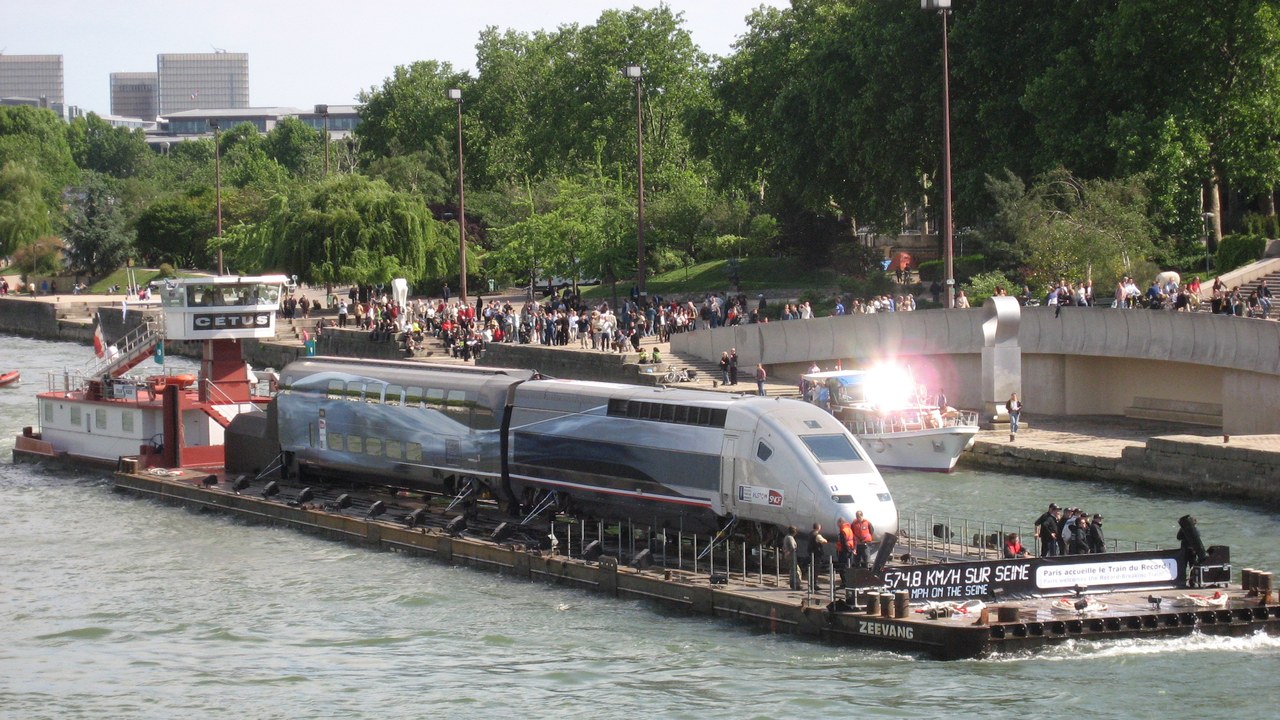 TGV V150 — Image Credit: Stephen Lea - CC BY-SA 3.0/Wiki Commons