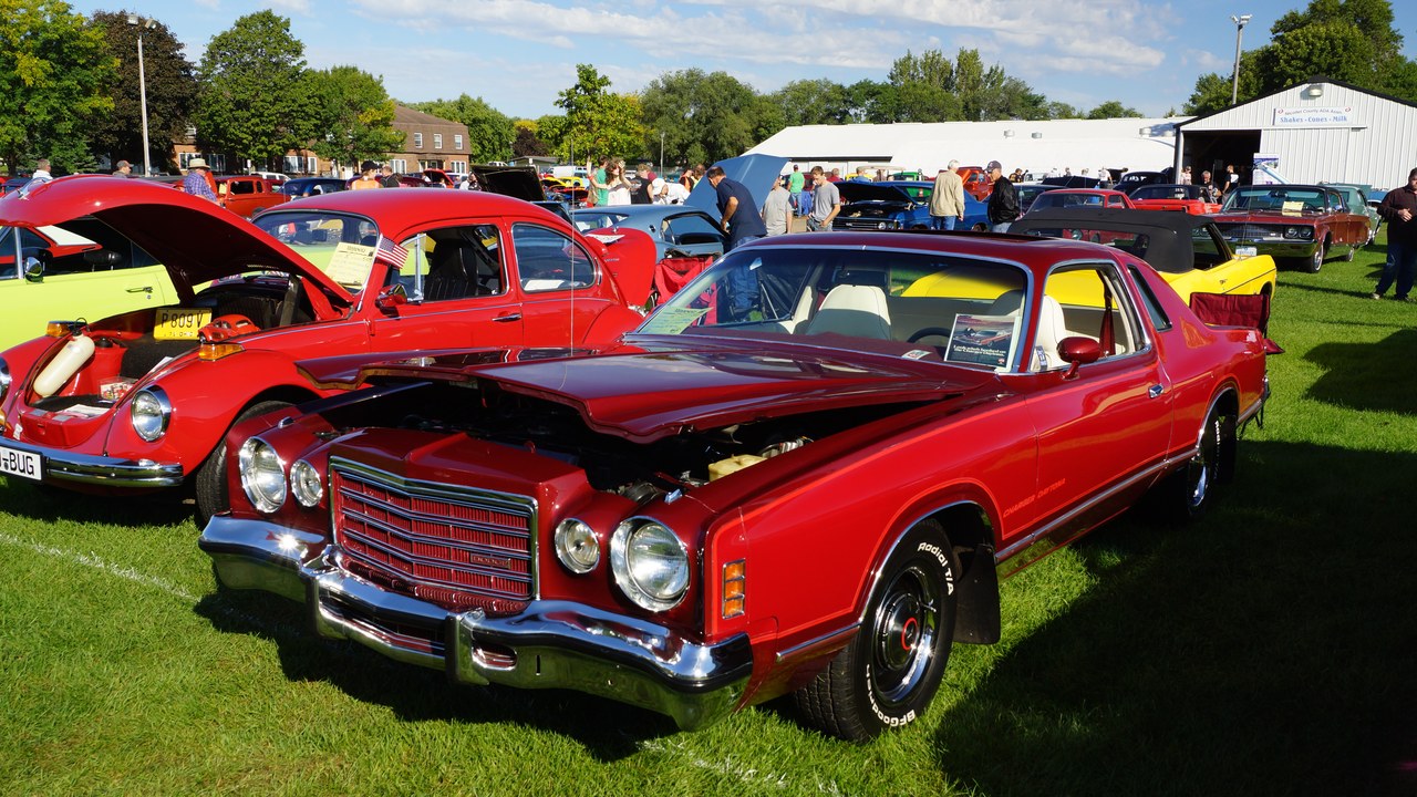 1975 Dodge Charger — Image Credit: Greg Gjerdingen from Willmar, USA - CC BY 2.0/Wiki Commons