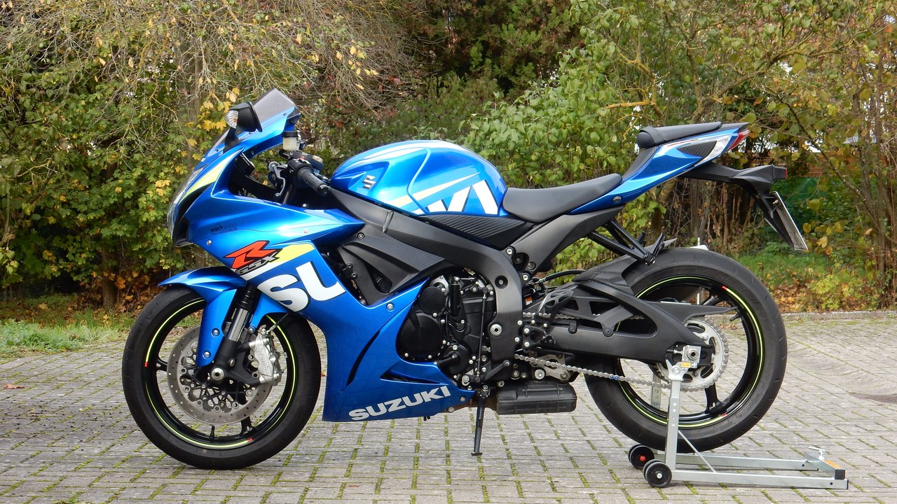 Suzuki GSX-R600 — Image Credit: Heselnut - CC BY-SA 4.0/Wiki Commons
