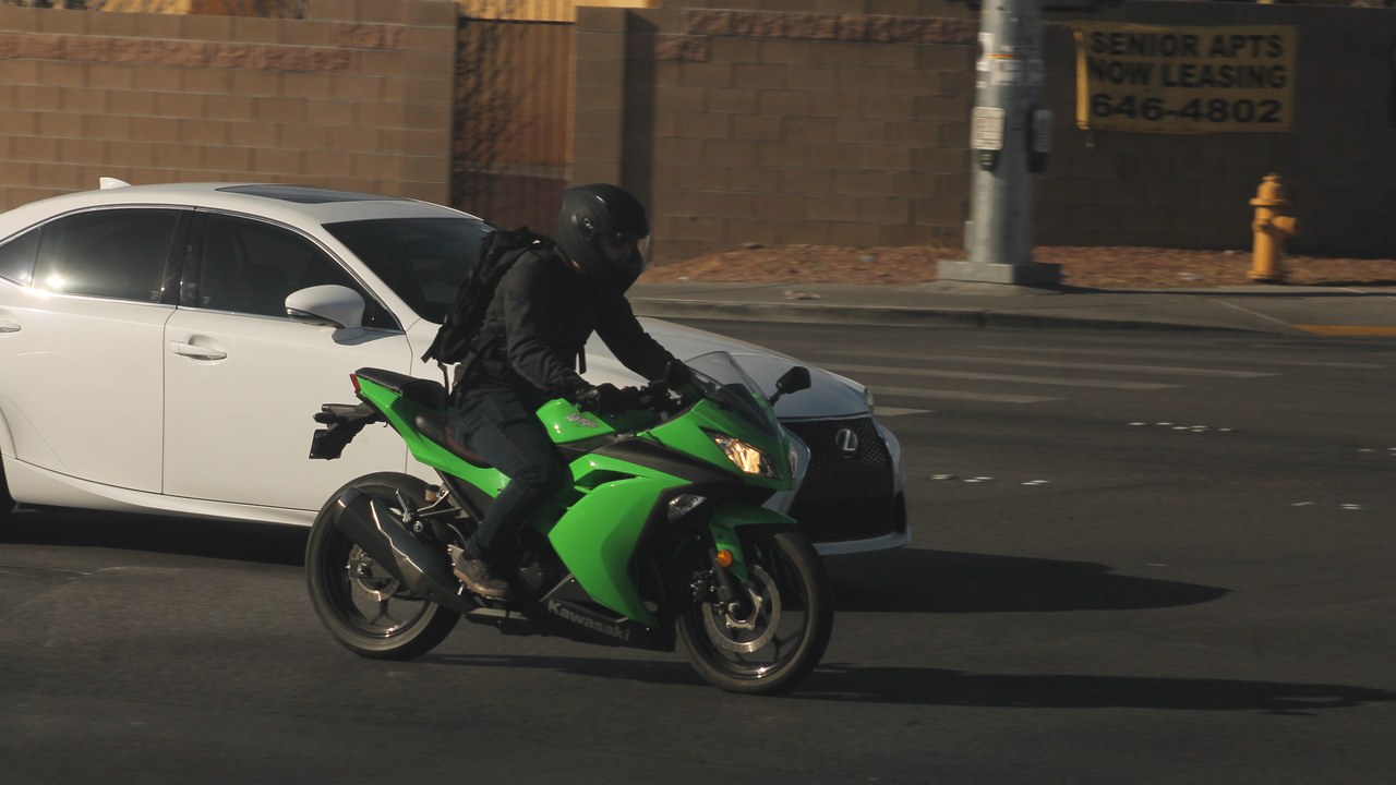 Kawasaki Ninja 250 — Image Credit: Noah Wulf - CC BY-SA 3.0/Wiki Commons