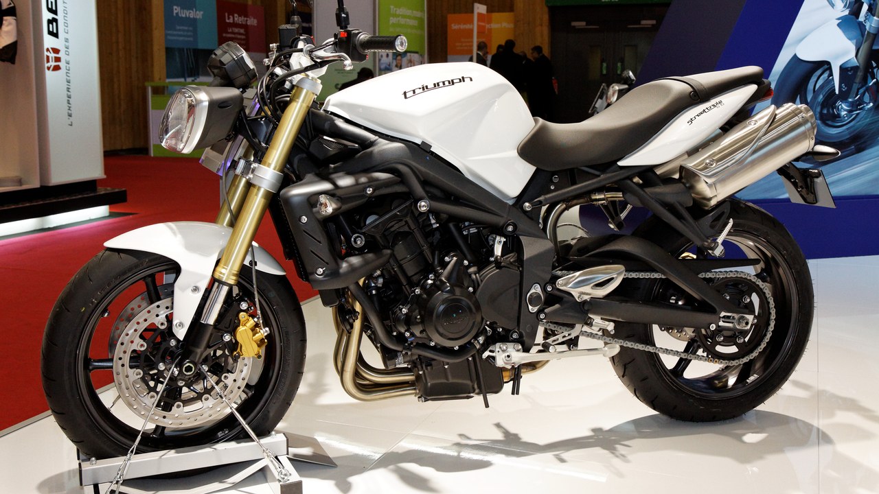 Triumph Street Triple — Image Credit: Thesupermat - CC BY-SA 3.0/Wiki Commons