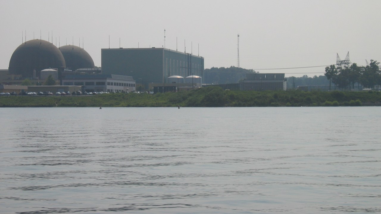 North Anna Nuclear Generating Station (Units 1 & 2) — Image Credit: dougward from Devon, United States - CC BY-SA 2.0/Wiki Commons