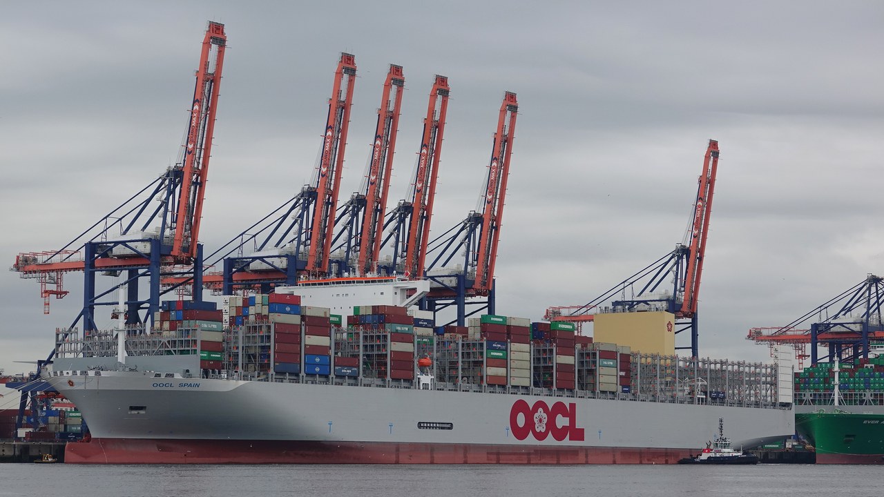 OOCL Spain — Image Credit: kees torn - CC BY-SA 2.0/Wiki Commons