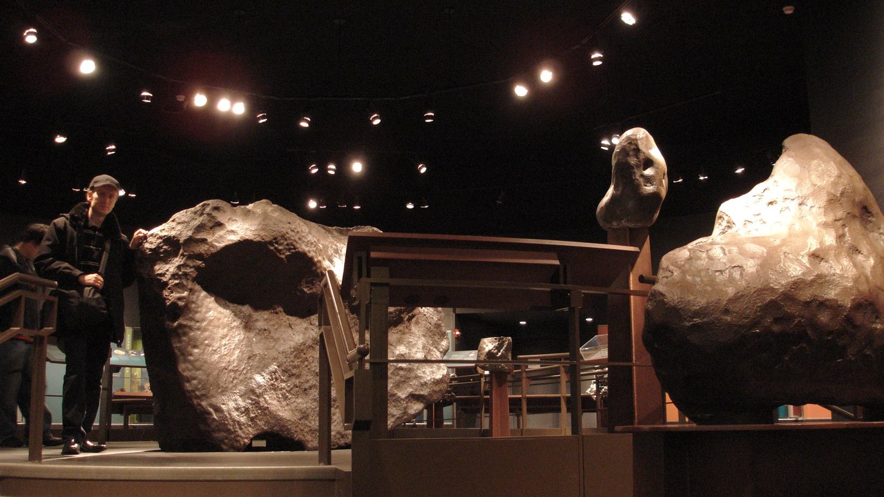 Ahnighito (Cape York meteorite) — Image Credit: Fermion - CC BY 2.0/Wiki Commons