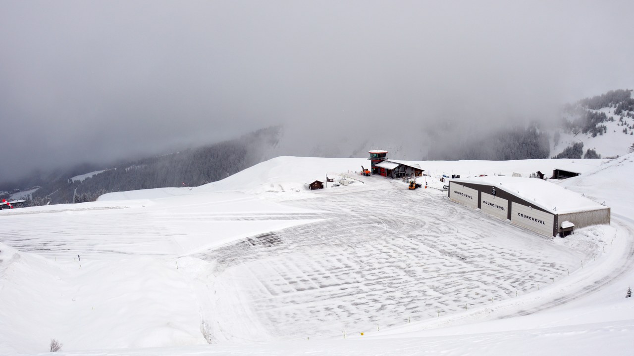 Courchevel Altiport — Image Credit: DimiTalen - CC0/Wiki Commons