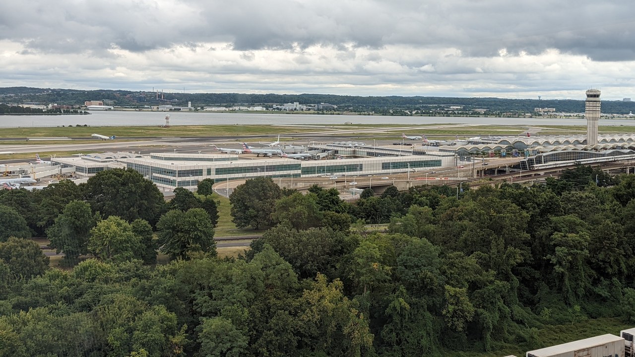 Ronald Reagan Washington National Airport — Image Credit: Kurtkaiser - CC0/Wiki Commons