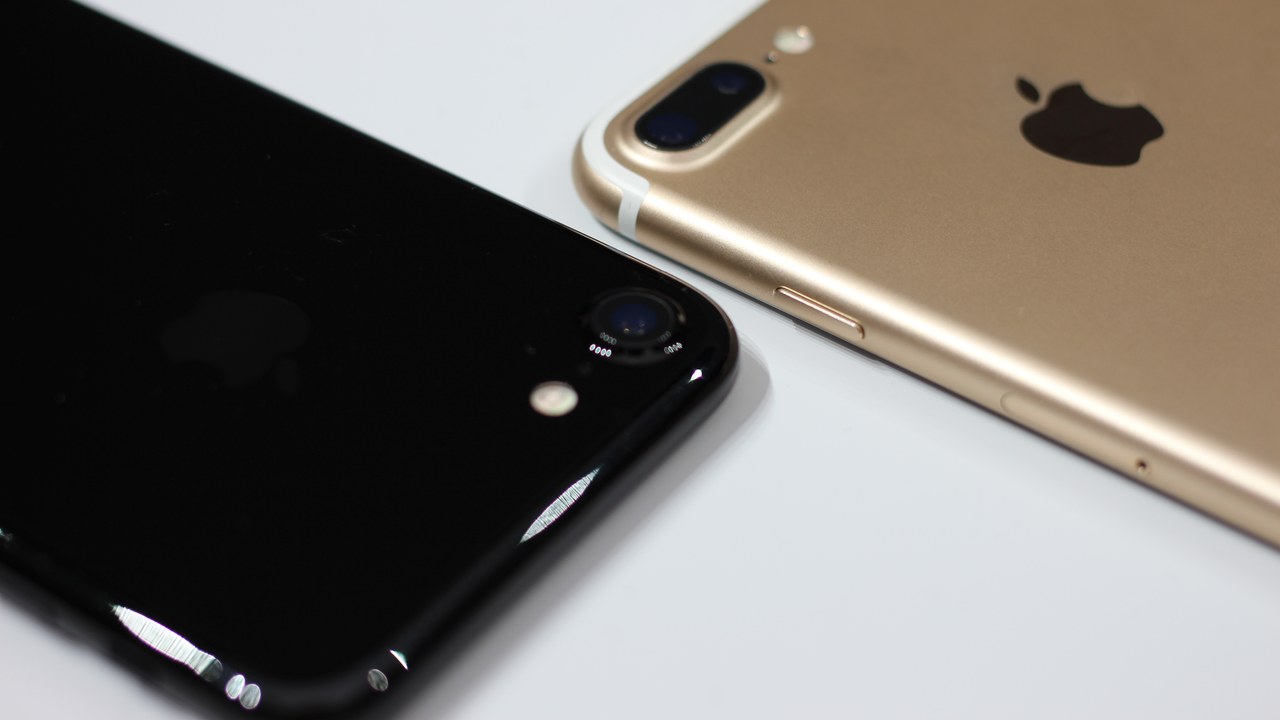 iPhone 7 — Image Credit: Maurizio Pesce from Milan, Italia - CC BY 2.0/Wiki Commons