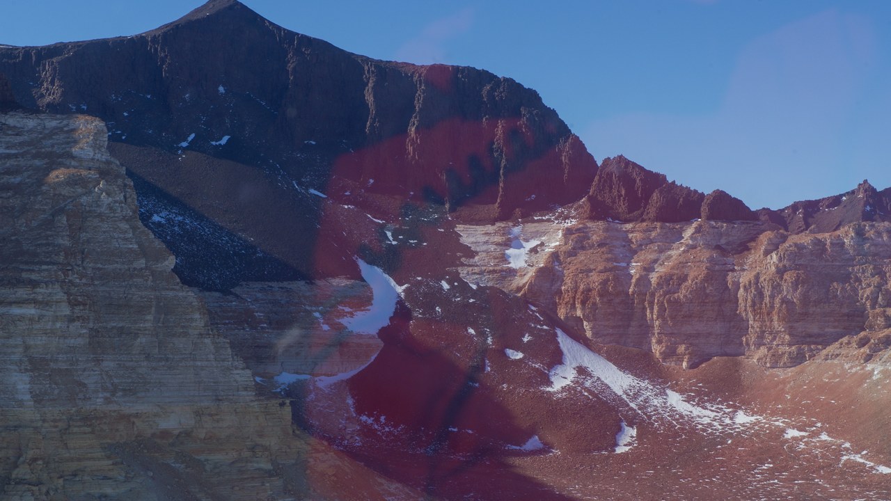 McMurdo Dry Valleys, Antarctica — Image Credit: U.S. Department of State from United States - Public domain/Wiki Commons