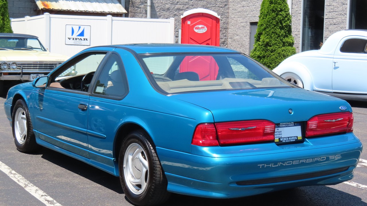 Ford Thunderbird Super Coupe — Image Credit: MercurySable99 - CC BY-SA 4.0/Wiki Commons