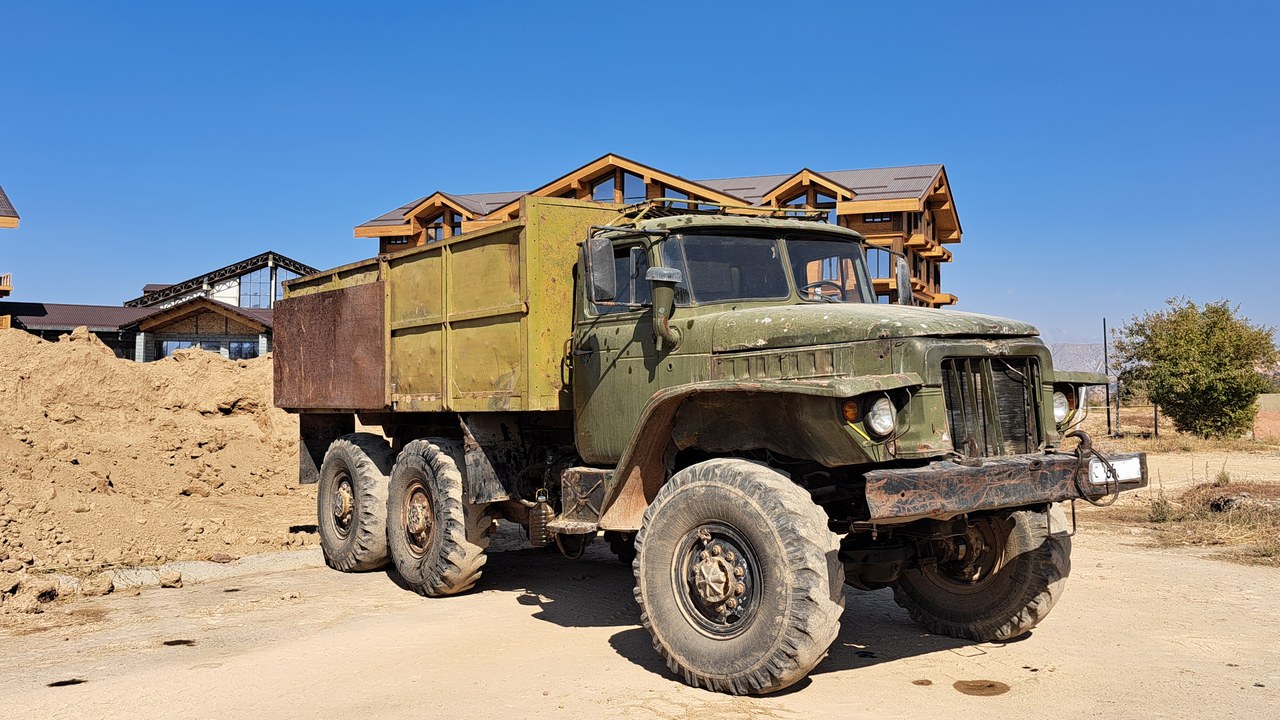 Ural-375 — Image Credit: Raf24~commonswiki - CC BY 4.0/Wiki Commons