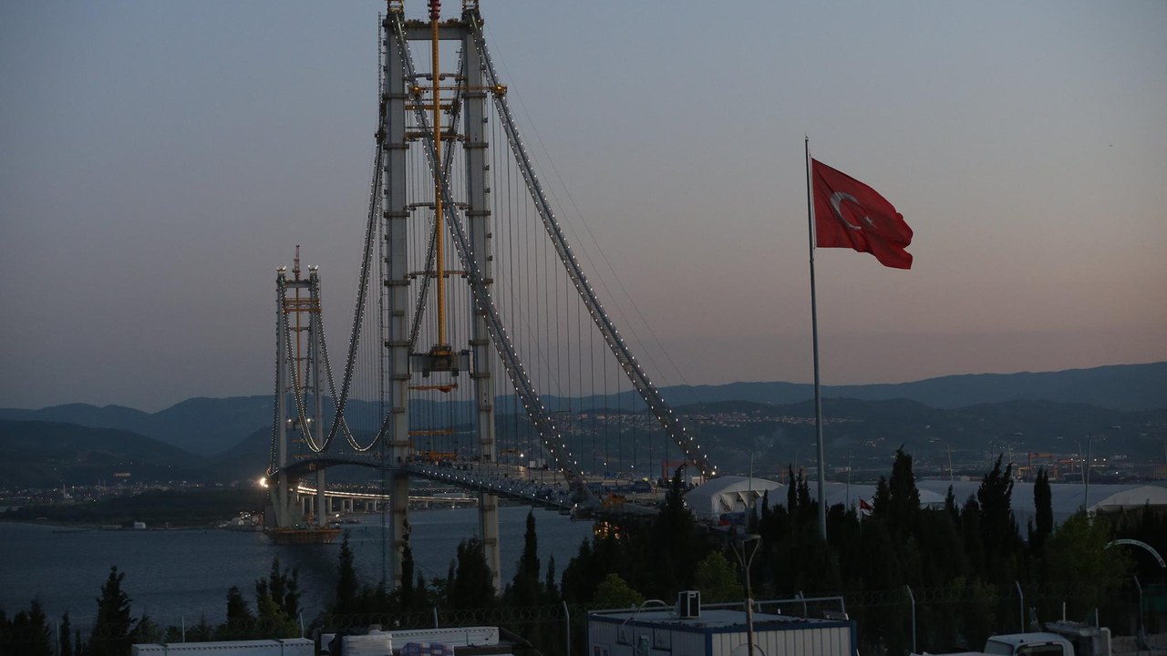 Osman Gazi Bridge — Image Credit: Erdmkiliic - CC BY-SA 4.0/Wiki Commons