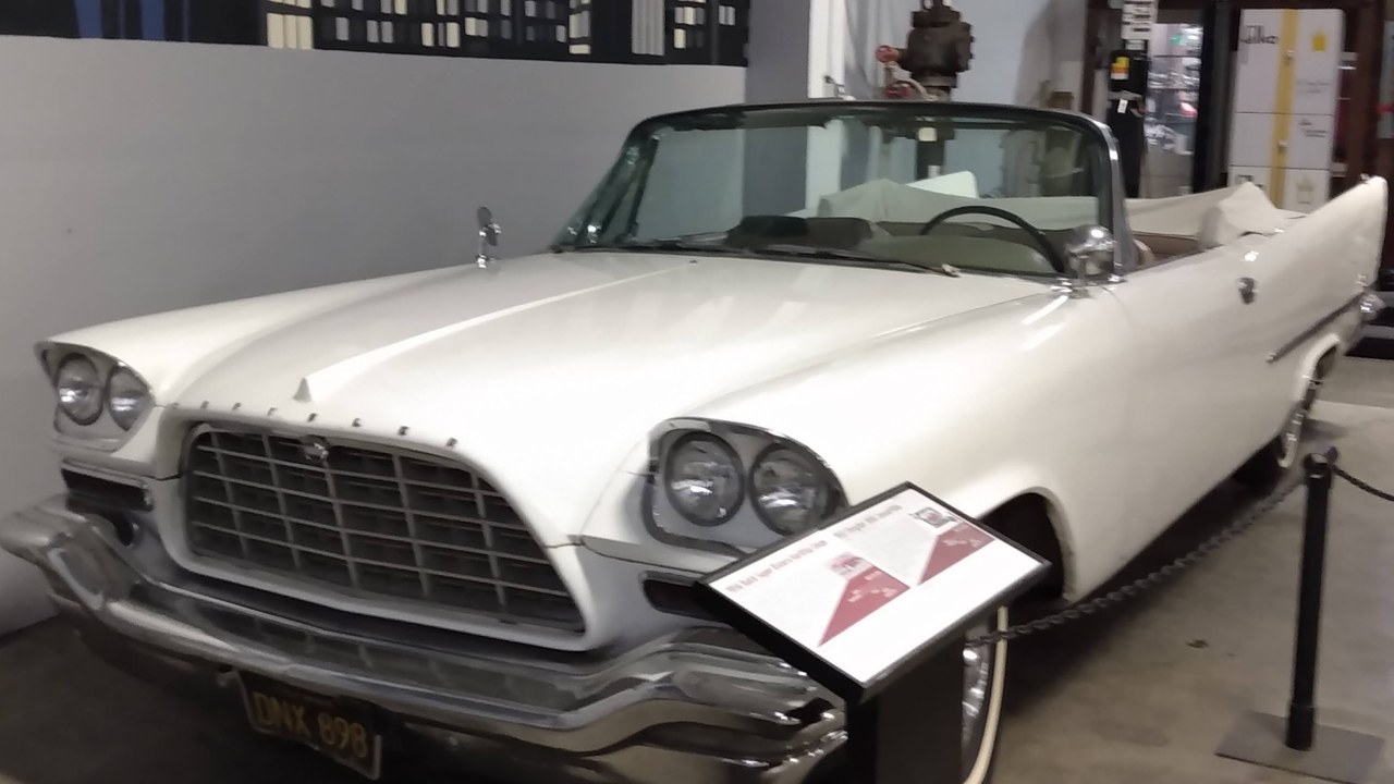 1957 Chrysler 300C — Image Credit: DestinationFearFan - CC BY-SA 4.0/Wiki Commons