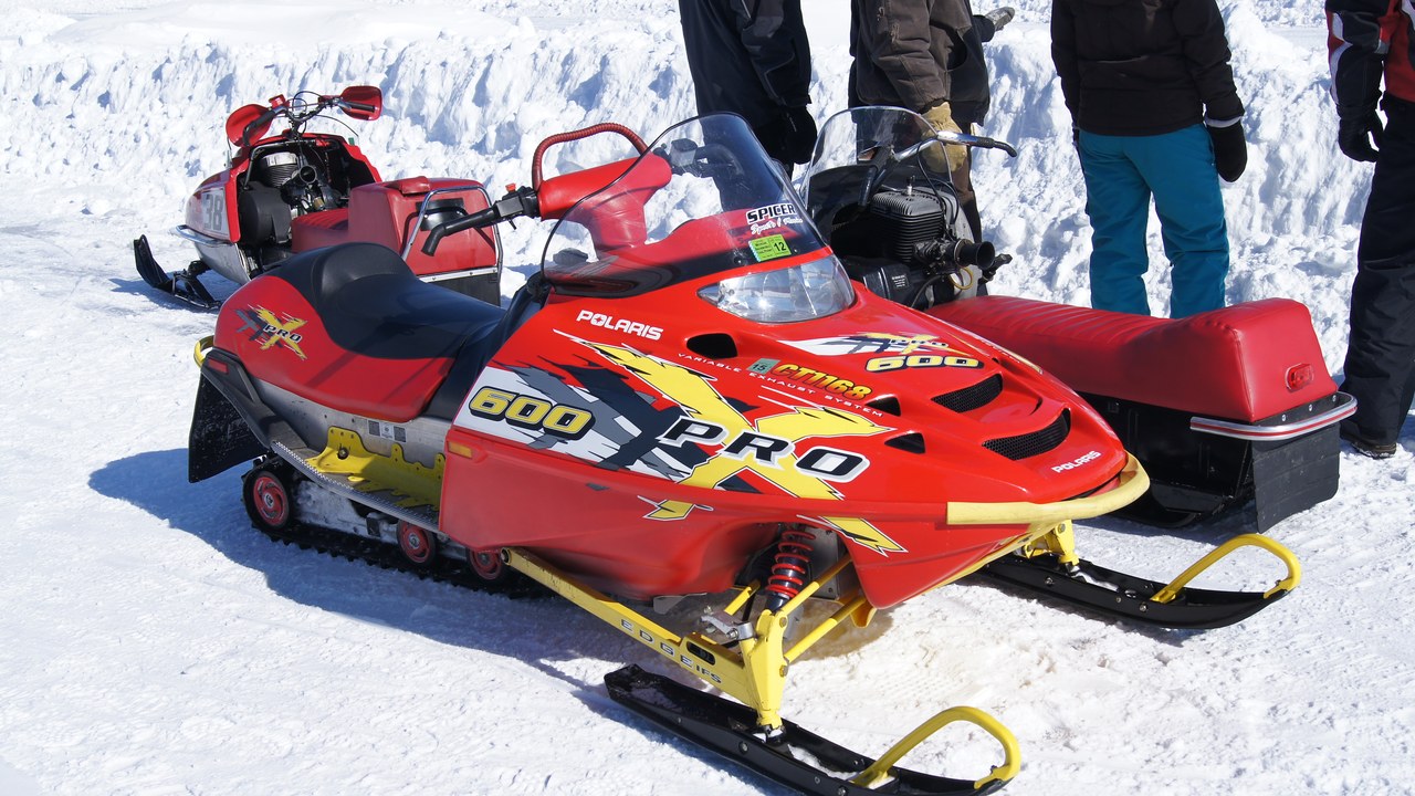 Snowmobile — Image Credit: Greg Gjerdingen - CC BY 2.0/Wiki Commons