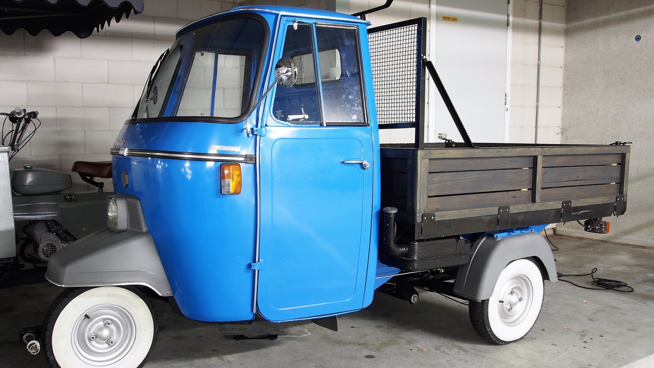 Piaggio Ape — Image Credit: Alf van Beem - Public domain/Wiki Commons