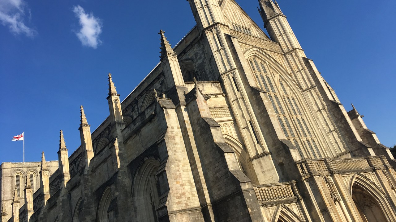 Winchester Cathedral — Image Credit: Panamuga - CC BY-SA 4.0/Wiki Commons
