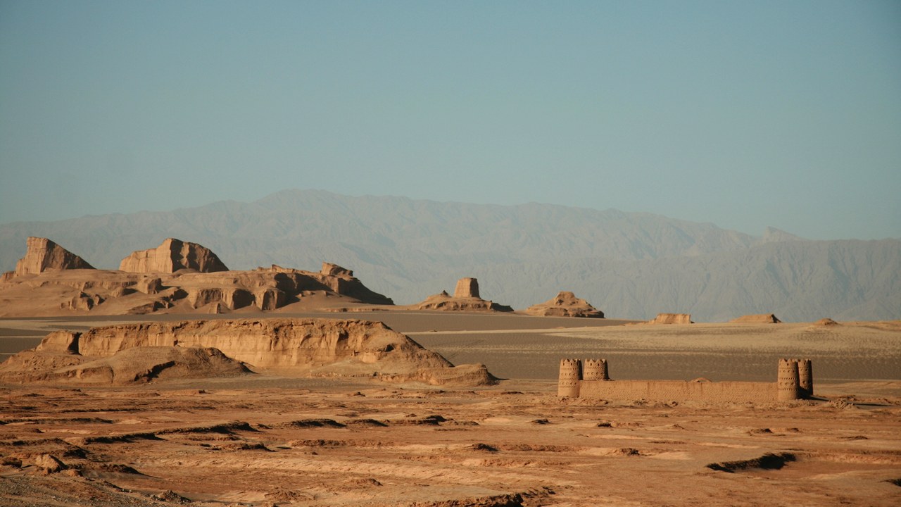 Lut Desert (Iran) — Image Credit: Erik Albers - CC BY 4.0/Wiki Commons