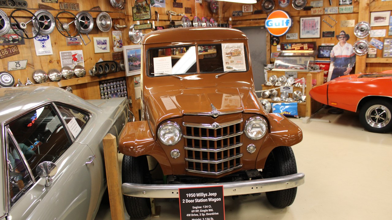 Willys Jeep Station Wagon — Image Credit: DogsRNice - CC BY-SA 4.0/Wiki Commons