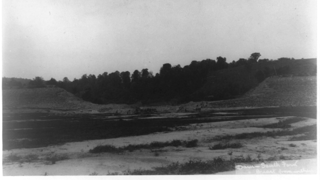 South Fork Dam (Johnstown Flood, 1889) — Image Credit: Miscellaneous Items in High Demand - Public domain/Wiki Commons