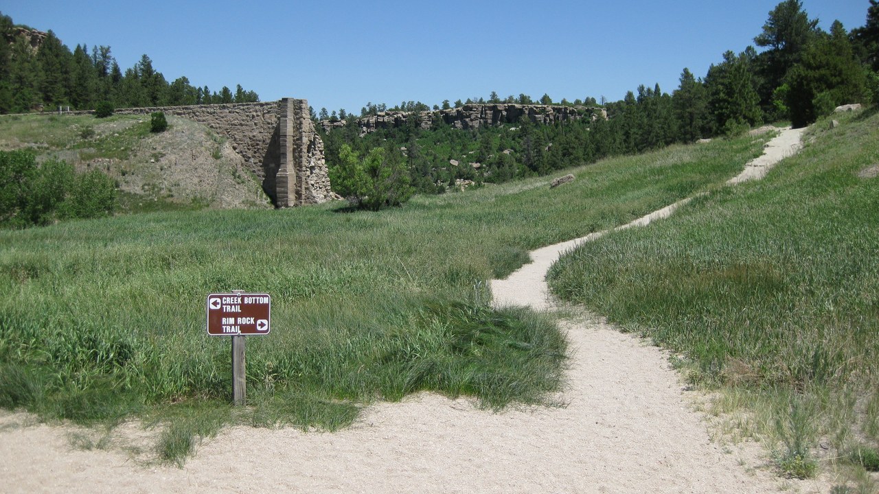 Castlewood Canyon Dam (Colorado, 1933) — Image Credit: Zenhaus - CC BY 3.0/Wiki Commons