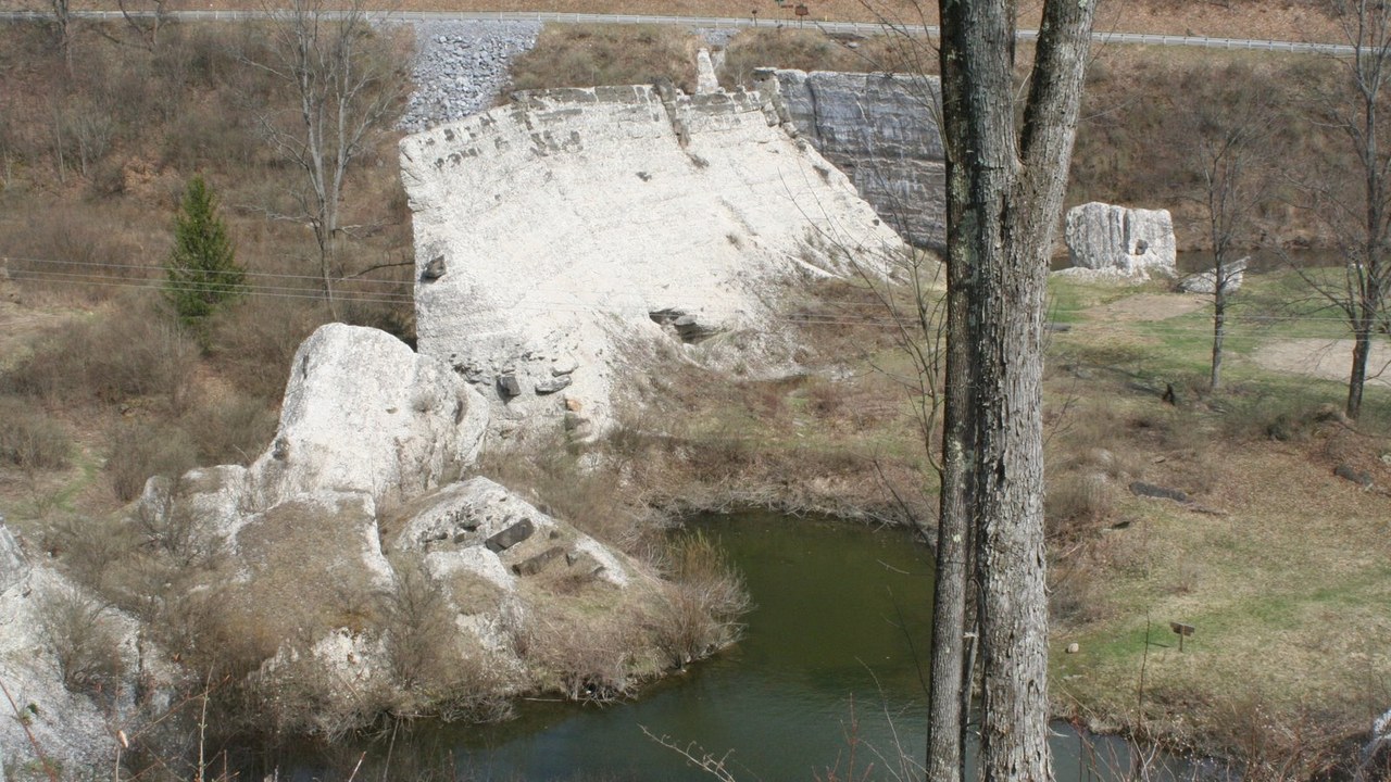 Austin (Bayless) Dam (Pennsylvania, 1911) — Image Credit: Vertov76 - CC BY 3.0/Wiki Commons