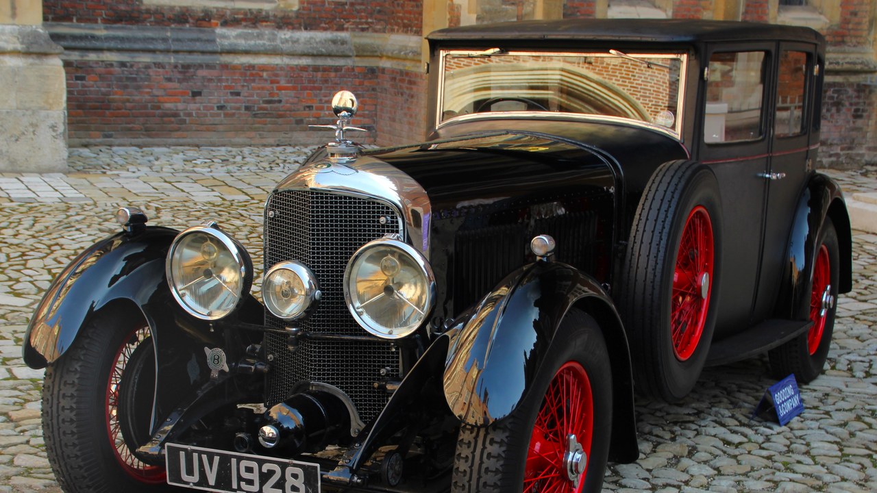 Bentley Speed Six — Image Credit: MrWalkr - CC BY-SA 4.0/Wiki Commons
