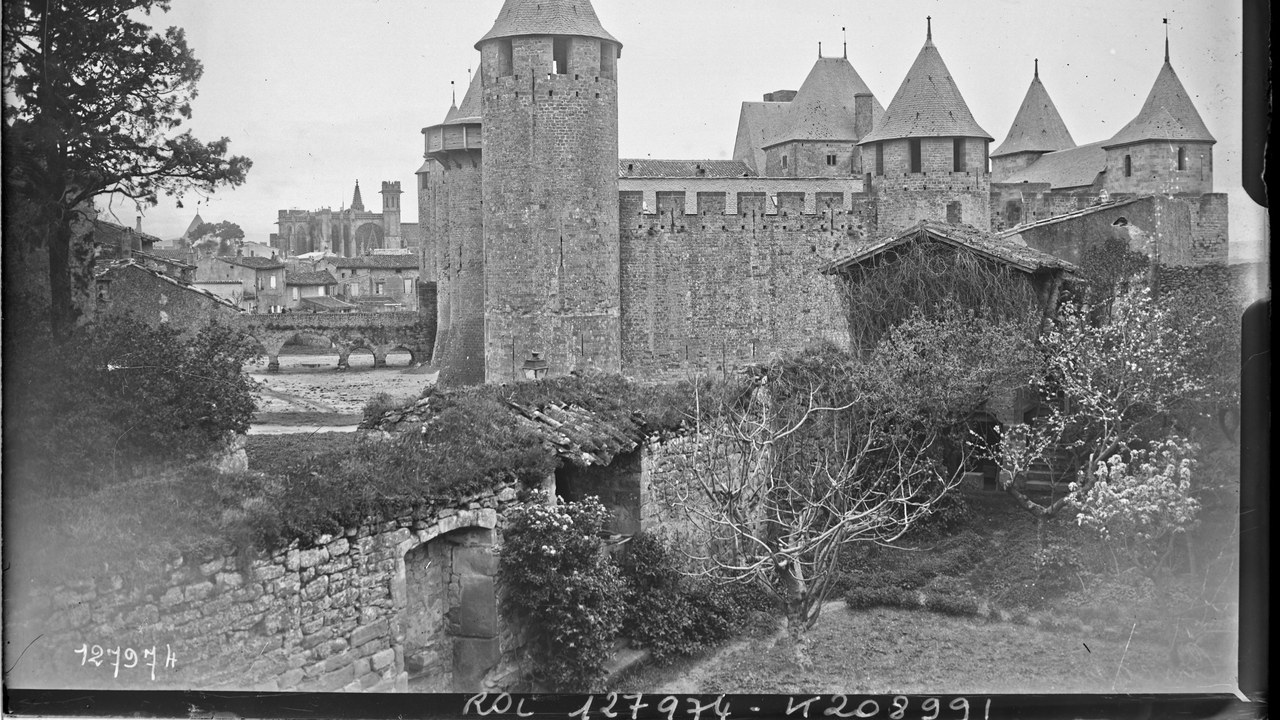 Cité de Carcassonne — Image Credit: Agence Rol - Public domain/Wiki Commons