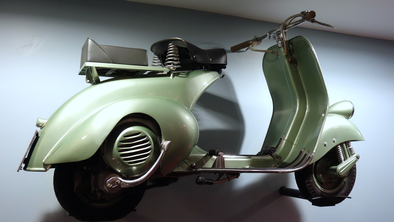 Vespa — Image Credit: Daderot - CC0/Wiki Commons