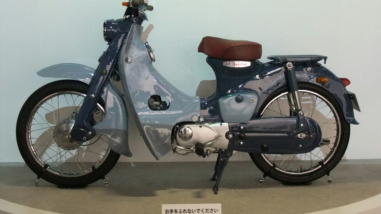 Honda Super Cub — Image Credit: Mj-bird - CC BY-SA 3.0/Wiki Commons