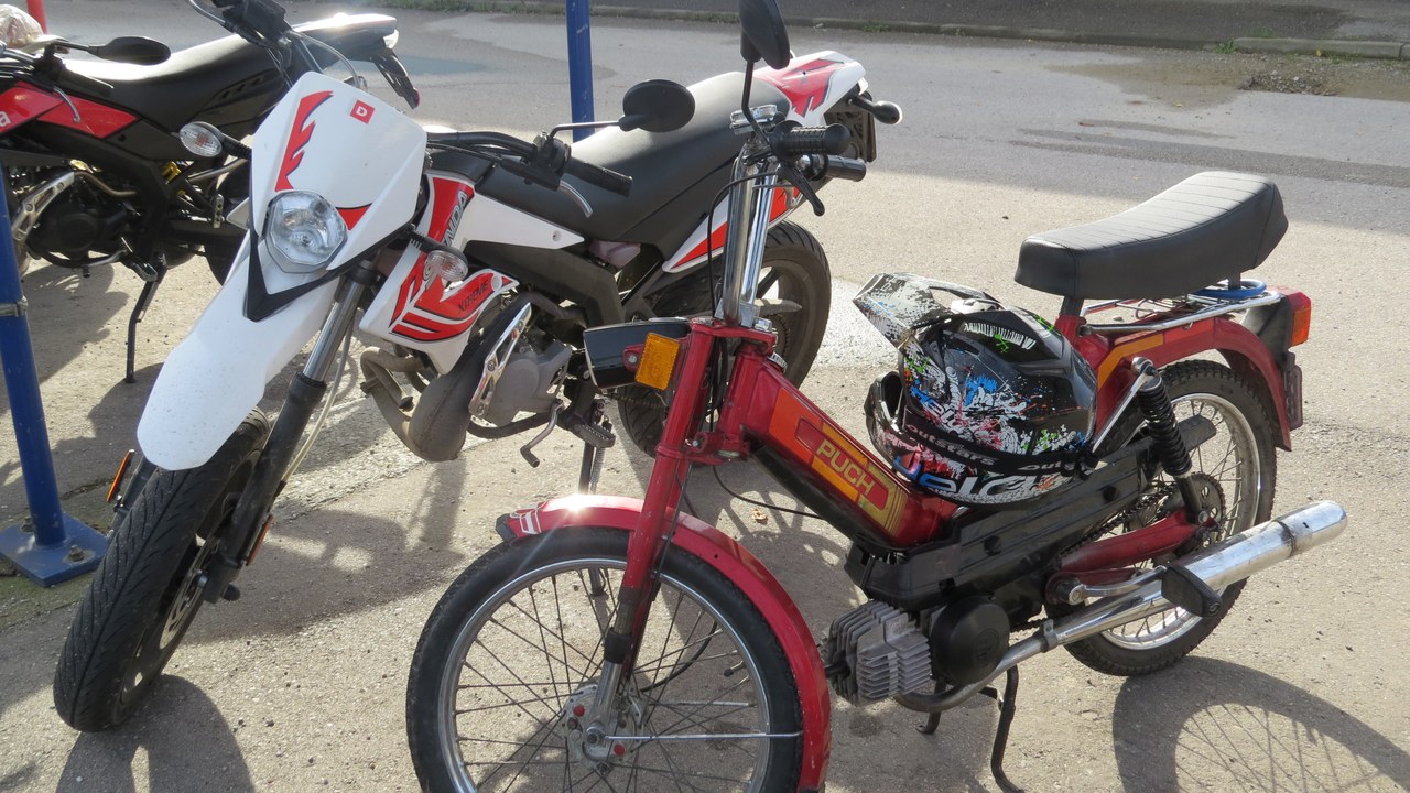 Puch Maxi — Image Credit: GT1976 - CC BY-SA 4.0/Wiki Commons