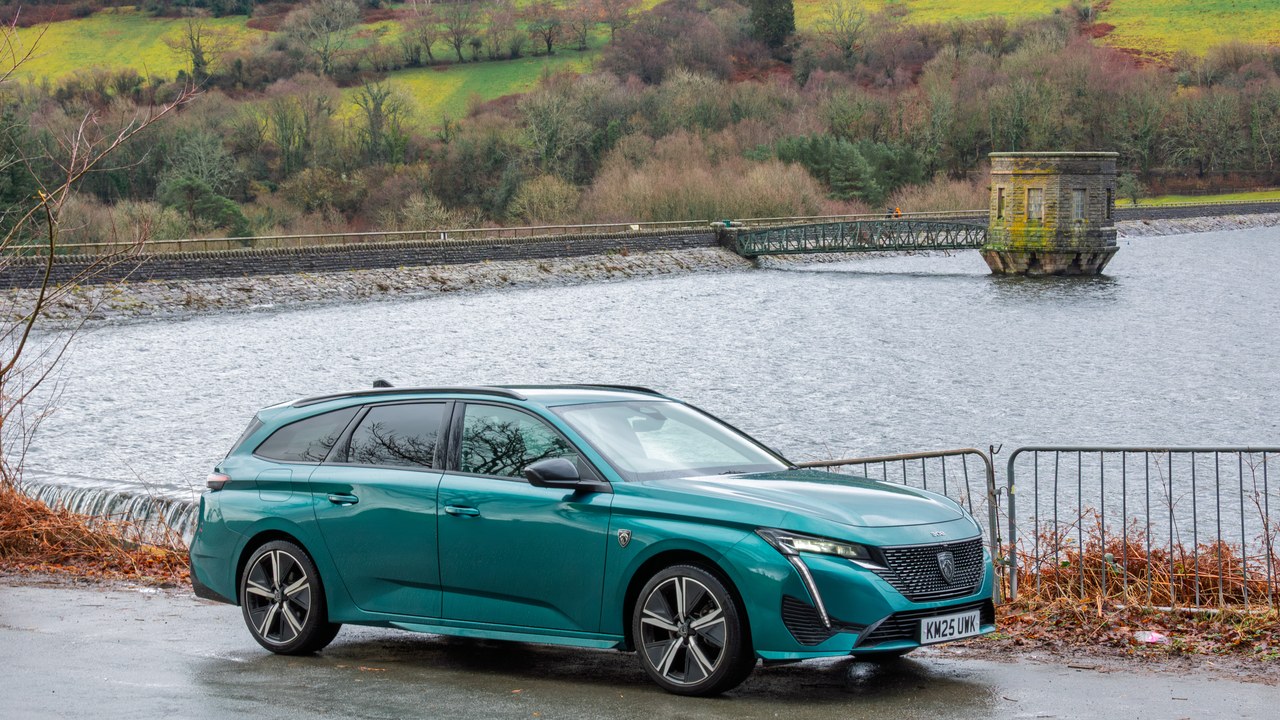 Peugeot 308 SW — Image Credit: Skye Haynes - CC BY-SA 4.0/Wiki Commons