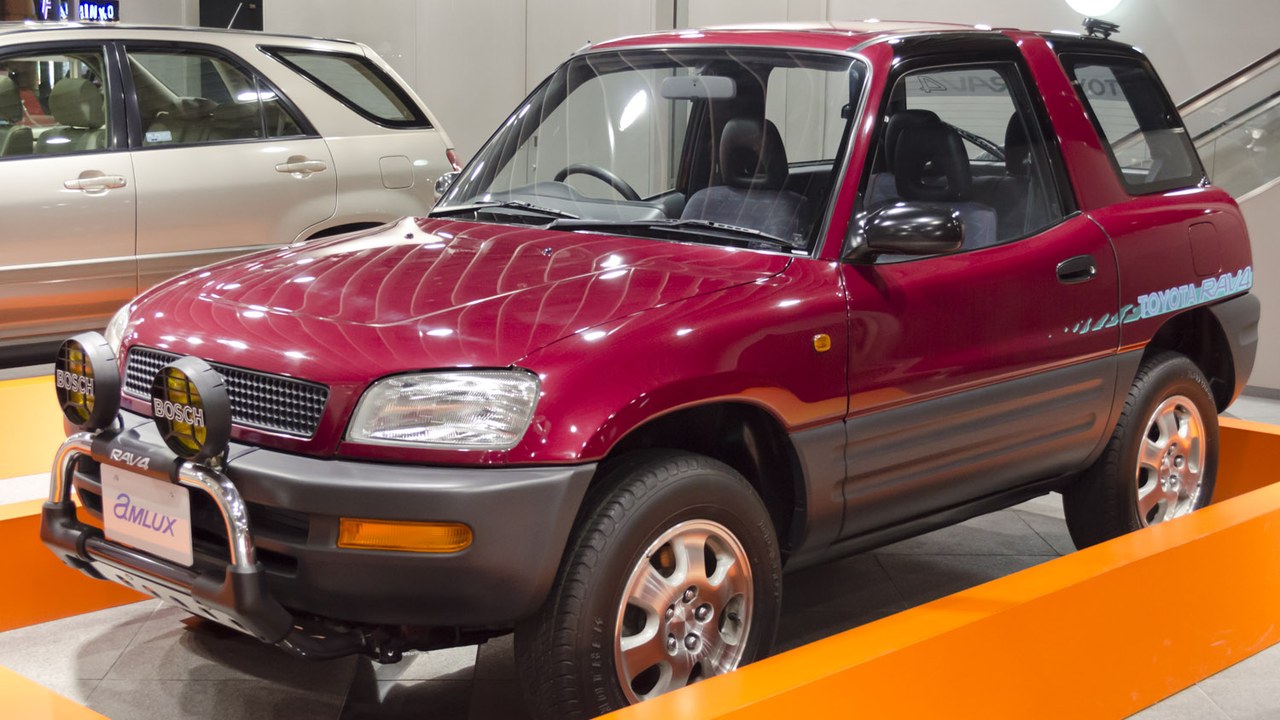 Toyota RAV4 (first generation) — Image Credit: Mytho88 - CC BY-SA 3.0/Wiki Commons