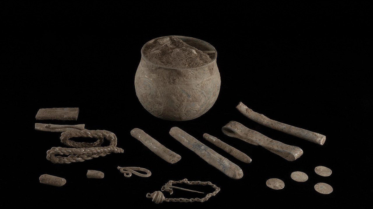Vale of York Hoard — Image Credit: British Museum, Amy Downes, 2010-04-07 15:09:47 - CC BY-SA 4.0/Wiki Commons