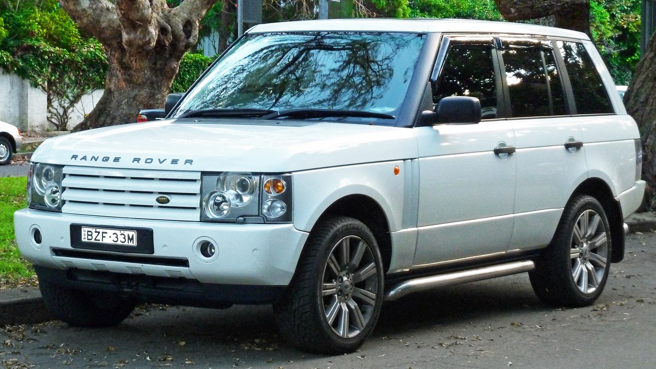 Land Rover Range Rover — Image Credit: OSX - Public domain/Wiki Commons