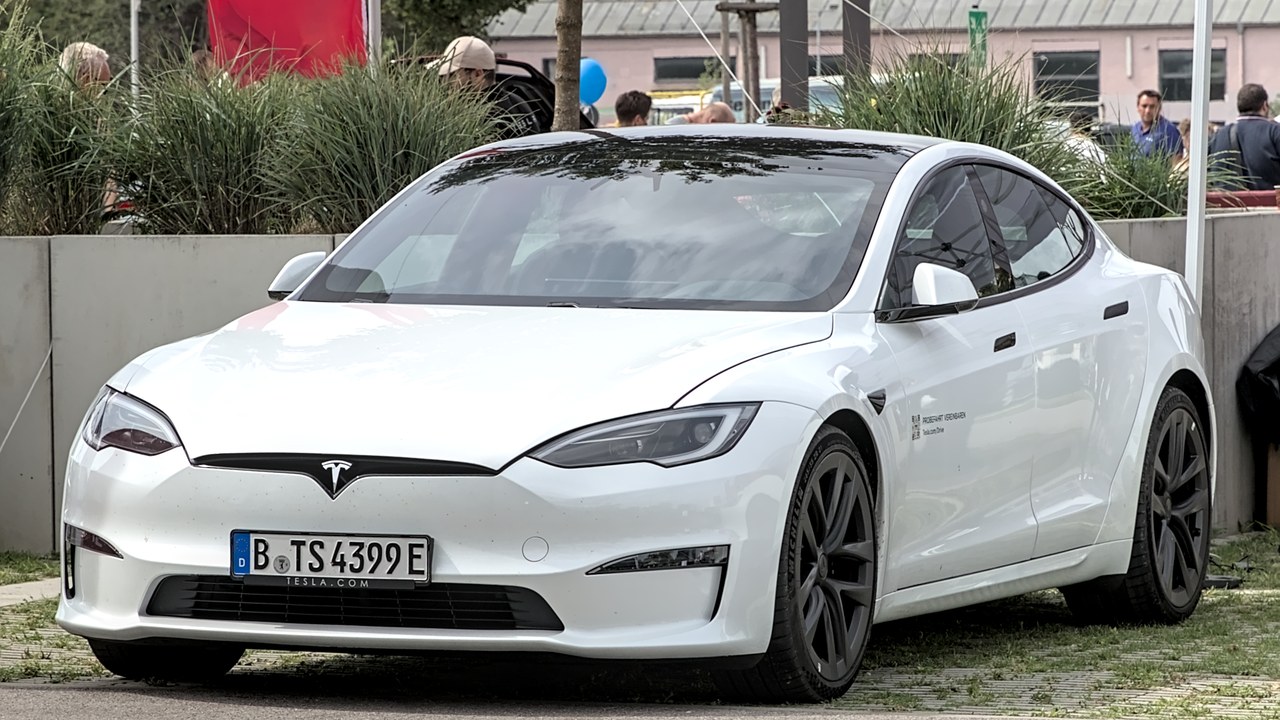 Tesla Model S Long Range (2021) — Image Credit: Alexander-93 - CC BY-SA 4.0/Wiki Commons