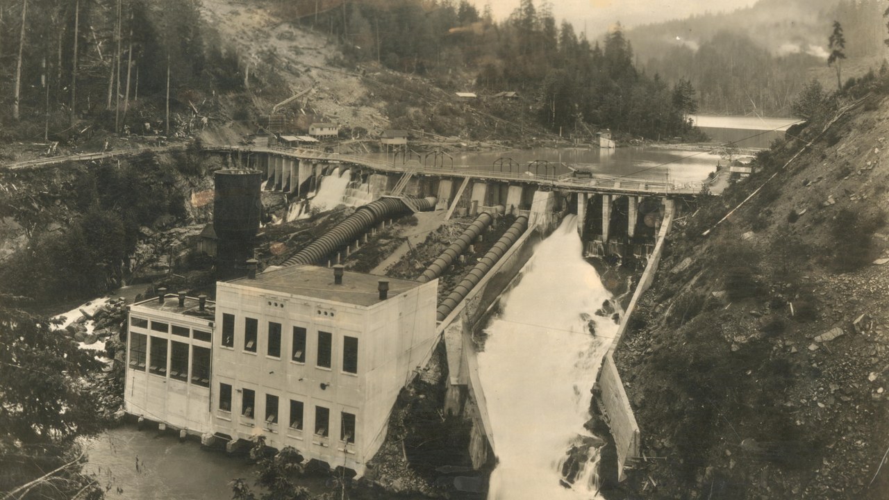Elwha Dam — Image Credit: Unknown author - Public domain/Wiki Commons