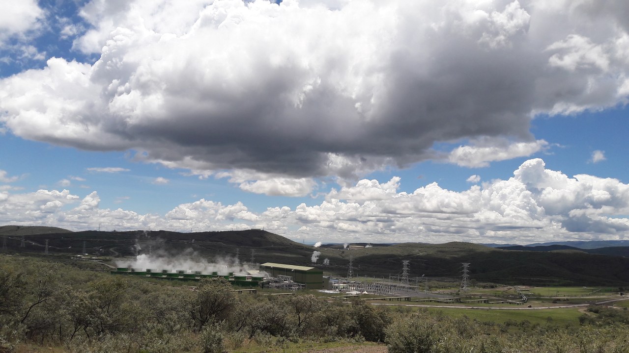 Olkaria I, Kenya — Image Credit: Macabe5387 - CC BY-SA 4.0/Wiki Commons