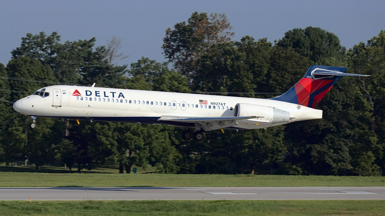 Boeing 717 — Image Credit: Checkerberry - CC0/Wiki Commons