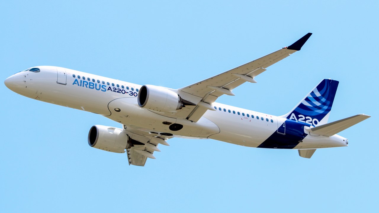 Airbus A220 — Image Credit: Romain COUPY - CC BY-SA 4.0/Wiki Commons