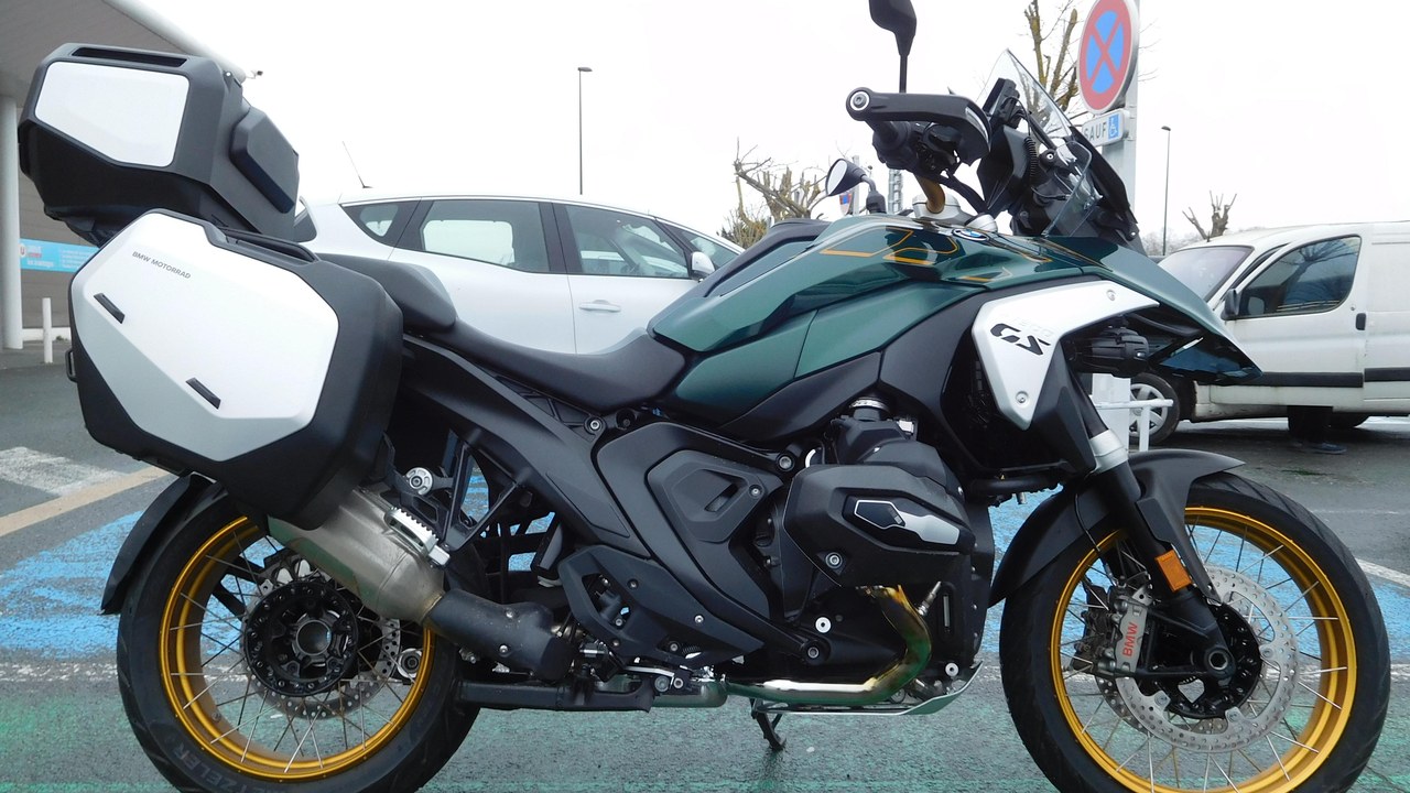 BMW R 1300 GS — Image Credit: Cjp24 - CC BY-SA 4.0/Wiki Commons