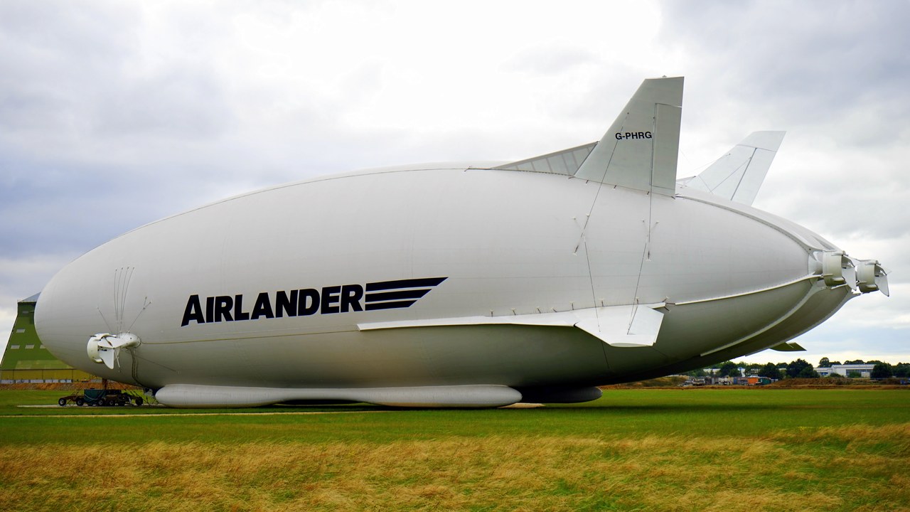 Airlander 10 — Image Credit: Mikes Photos - CC0/Wiki Commons