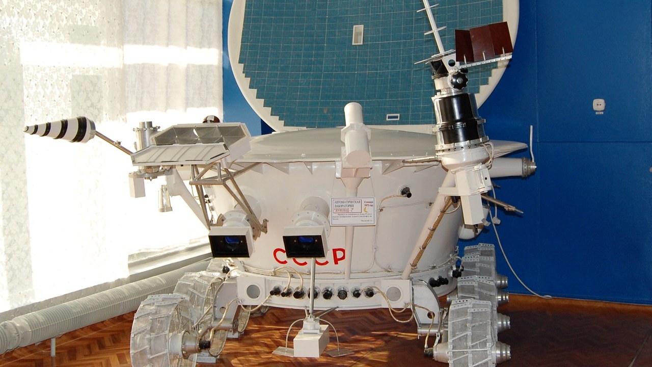 Lunokhod 2 (USSR, 1973) — Image Credit: Hayk - CC BY-SA 3.0/Wiki Commons
