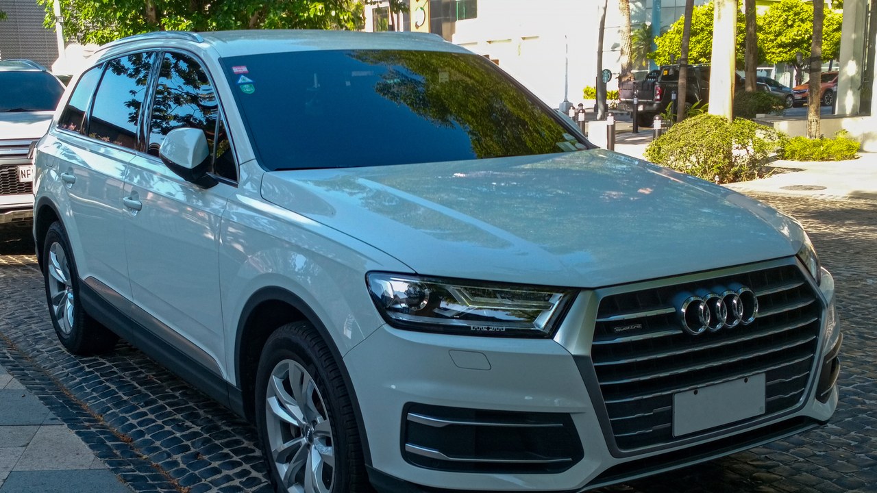 Audi Q7 — Image Credit: Ethan Llamas - CC BY-SA 4.0/Wiki Commons