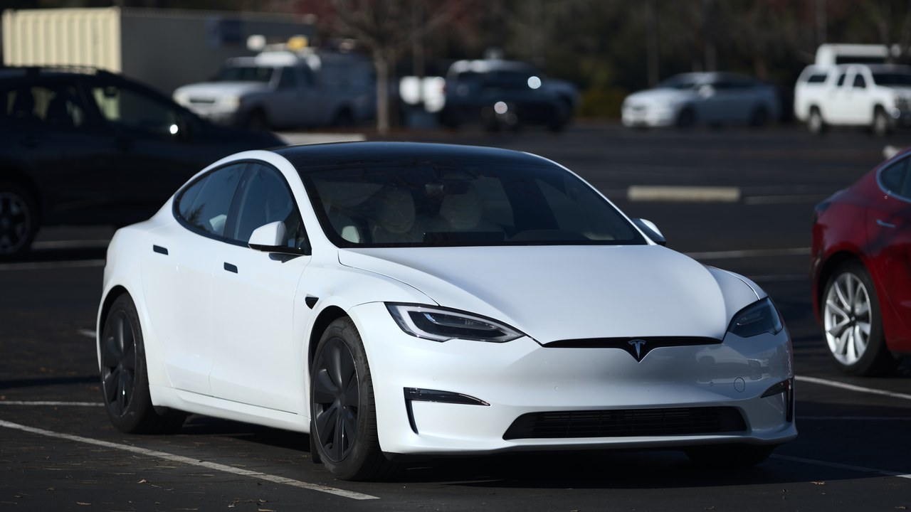 Tesla Model S Plaid — Image Credit: Dllu - CC BY-SA 4.0/Wiki Commons