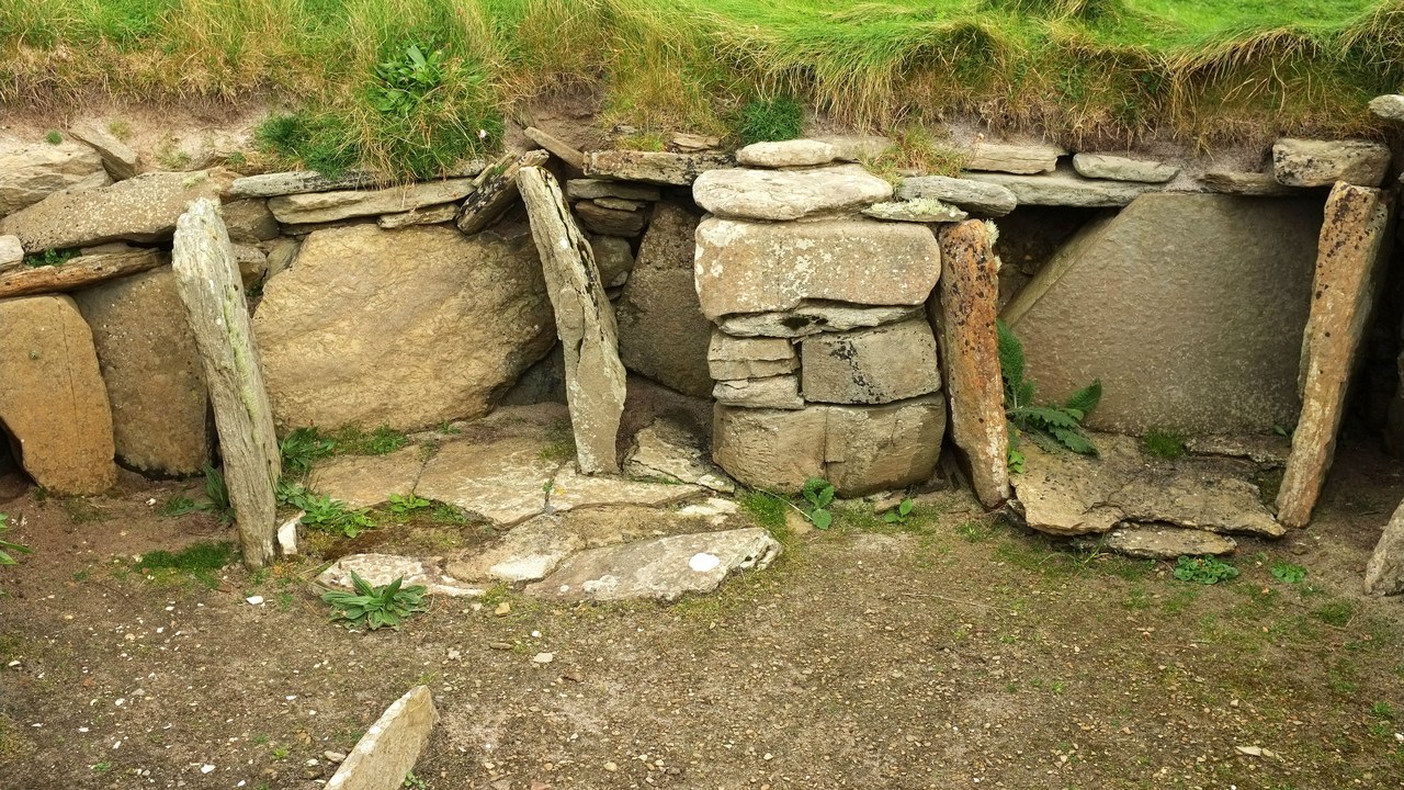 Knap of Howar (Orkney, Scotland) — Image Credit: Derek Harper - CC BY-SA 2.0/Wiki Commons