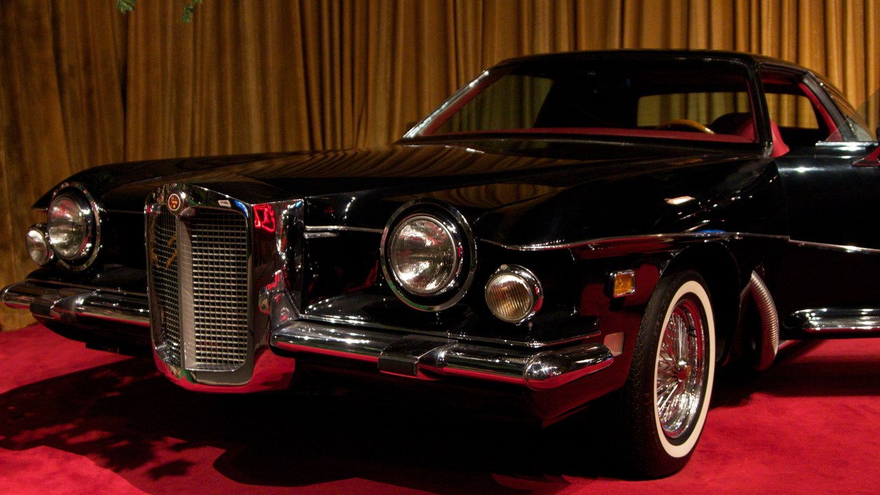 Stutz Blackhawk — Image Credit: H. Michael Miley from Schaumburg, USA - CC BY-SA 2.0/Wiki Commons