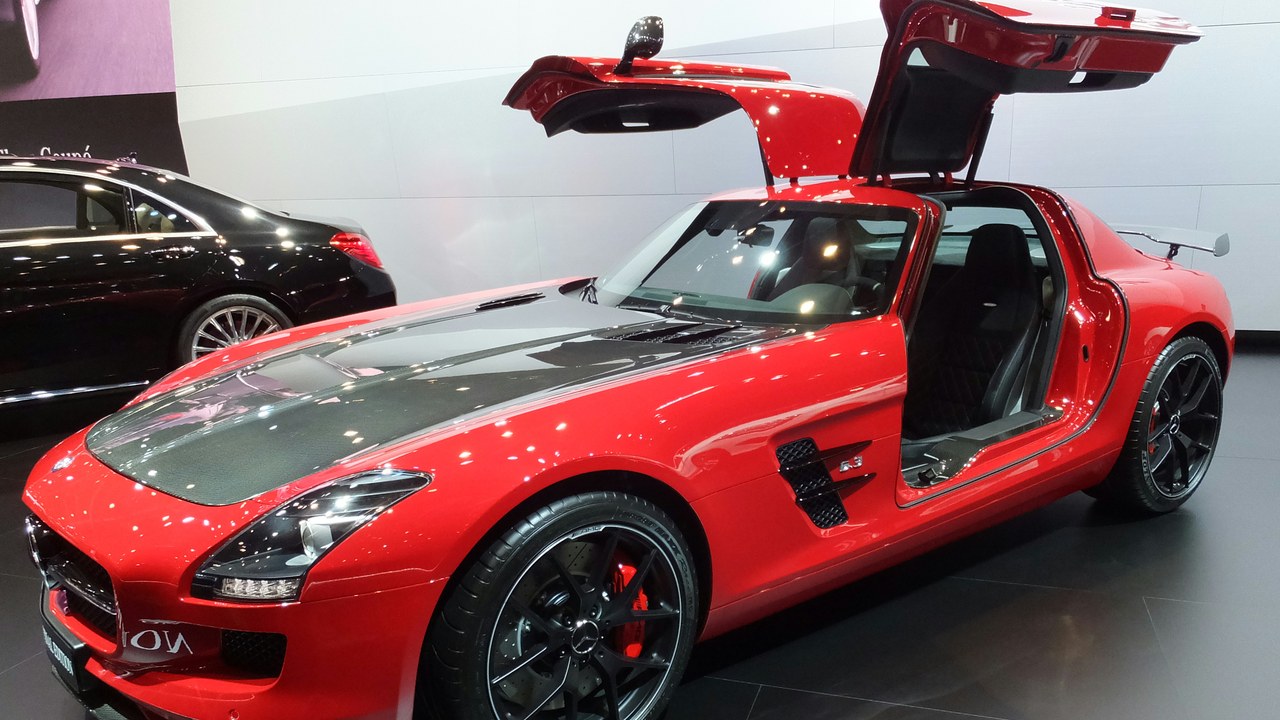Mercedes-Benz SLS AMG — Image Credit: Mj-bird - CC BY-SA 3.0/Wiki Commons